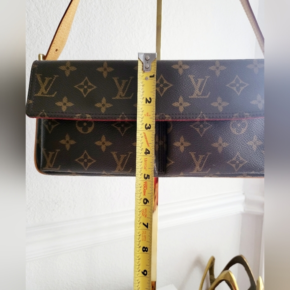 Louis Vuitton Viva Cite MM Shoulder Bag - Picture 15 of 17